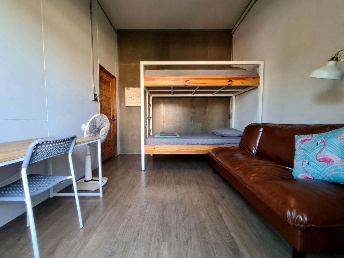 Hybrit Hostel&Cafe Хатъяй Экстерьер фото