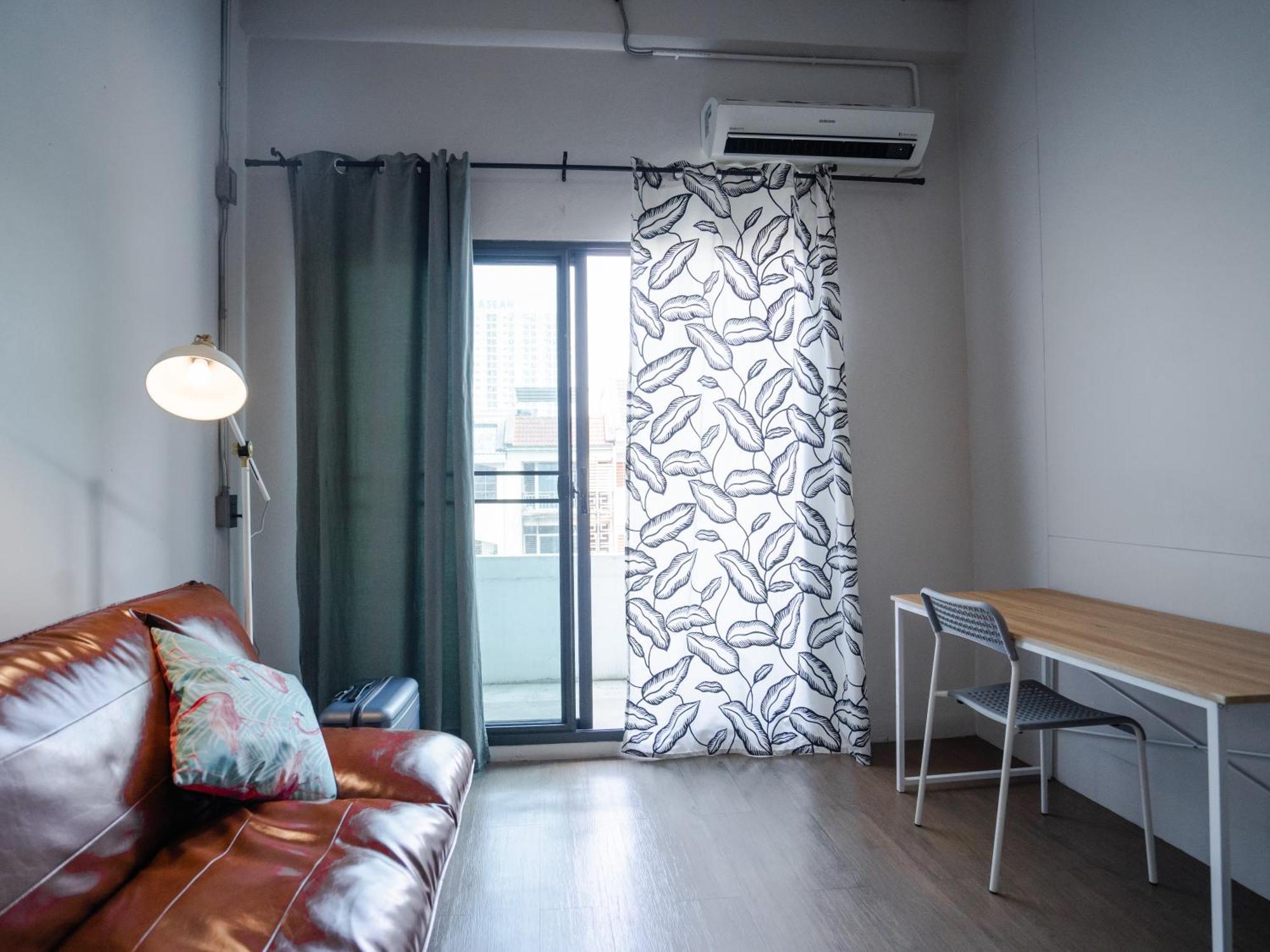 Hybrit Hostel&Cafe Хатъяй Экстерьер фото